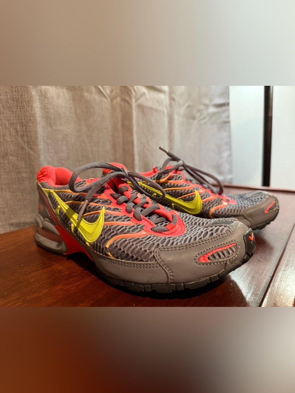 Nike Gray Mesh Athletic Shoes